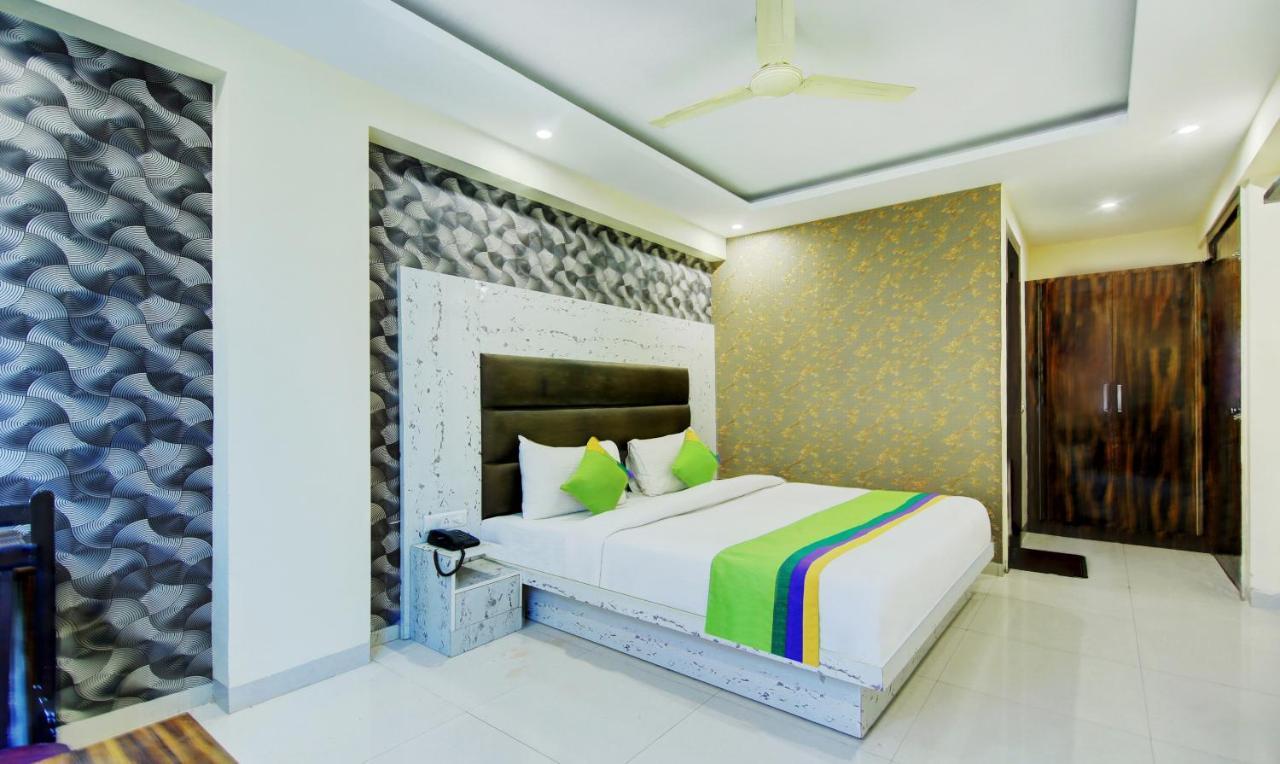 Treebo Trend Smart Signature New Delhi Exterior photo