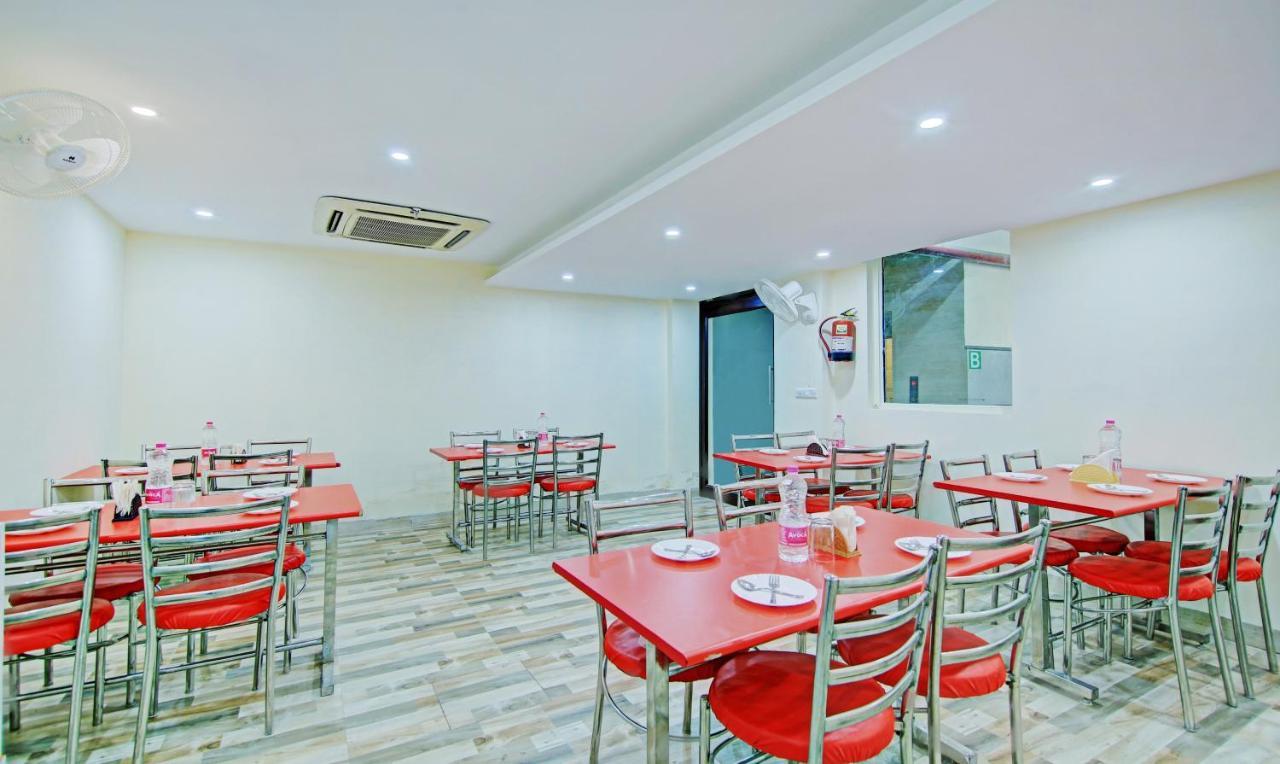 Treebo Trend Smart Signature New Delhi Exterior photo