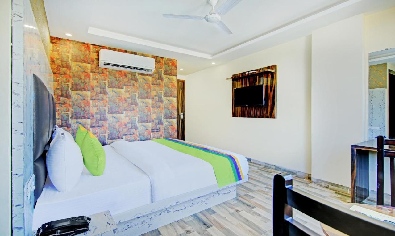 Treebo Trend Smart Signature New Delhi Exterior photo